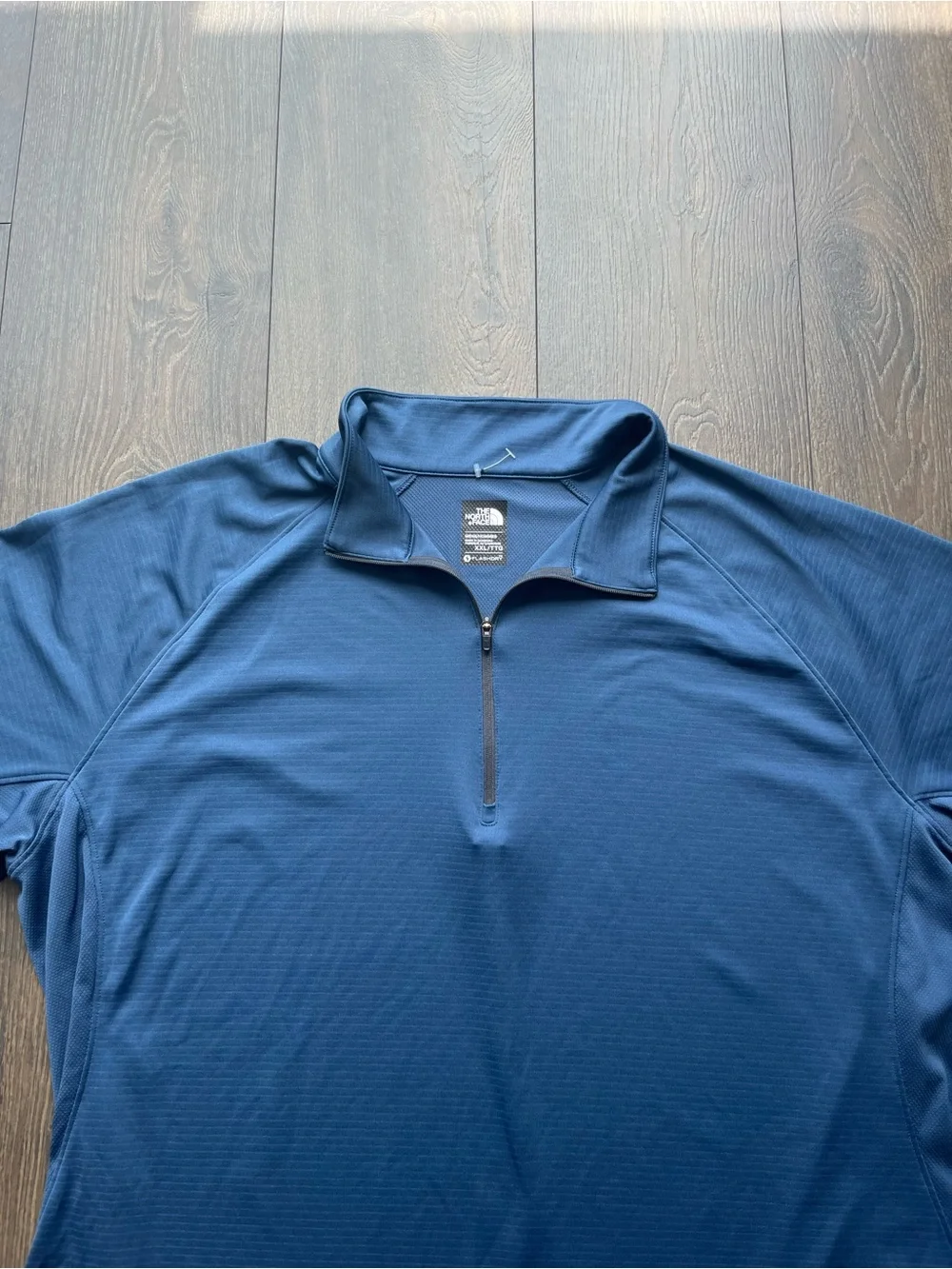 NWOT The North Face Quarter-Zip Long Sleeve Pullover
